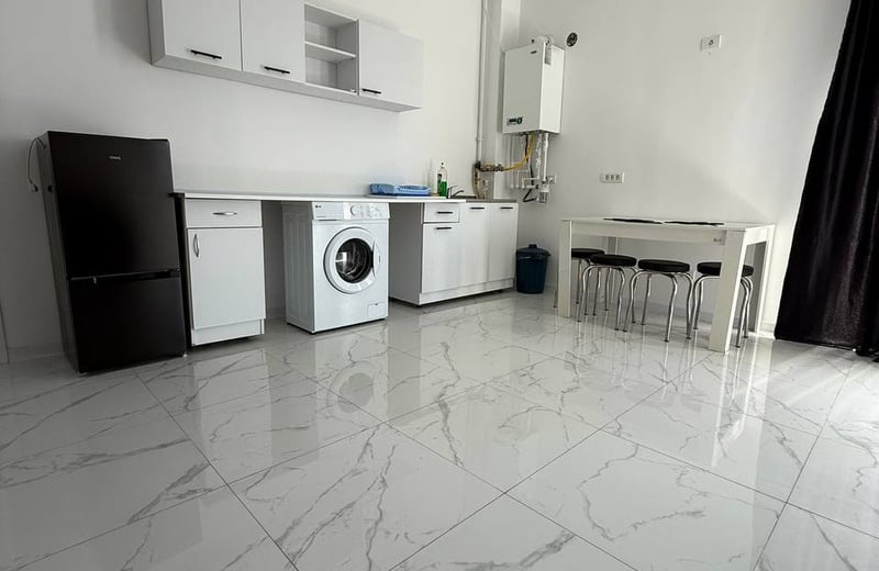 Rental of a spacious 4-room apartment, 150 m², Mamaia Nord, Constanta, Romania